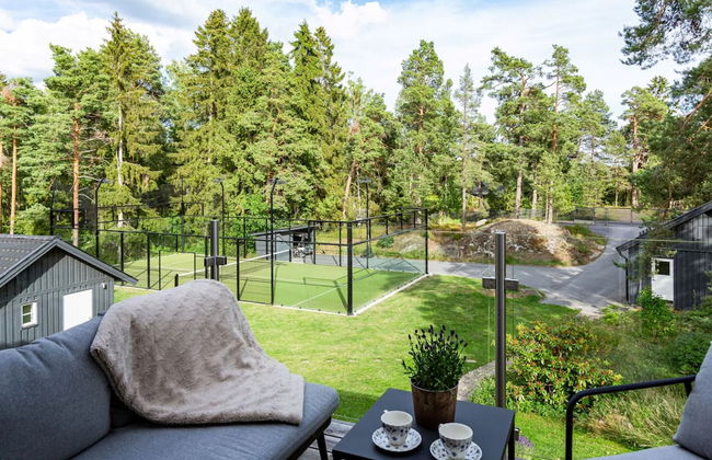 Dream Stay Seafront Villa Padel Court - Photo 4