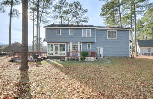 Lovely Fayetteville Home Deck and Fireplace! - Foto 30