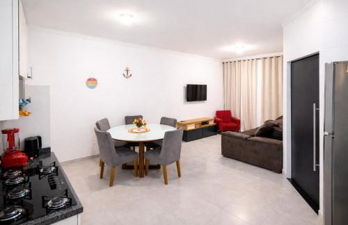 Jack&Mari Beach House, AC, 2 quartos, 600m da praia, área churrasco - Foto 25