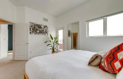 Modern Denver Townhome with Rooftop Terrace! - Foto 15