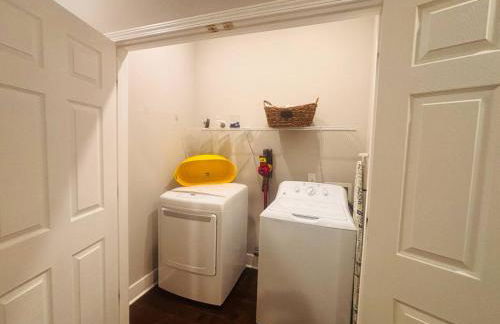 The Entertainment House Sleeps 8 Near Mall - Foto 25