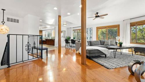 Majestic 5BR Villa with Guesthouse, Pool & Spa - Foto 5