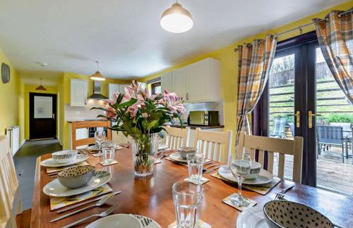 5 Bed in Llanybydder oc-75907 - Photo 1
