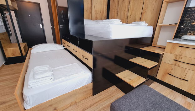 Teo's Deluxe Studios - Foto 2, Habitación