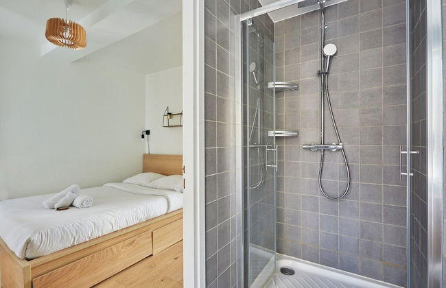 Modern Apartment Boulogne Facing "les Passages" - Photo 9