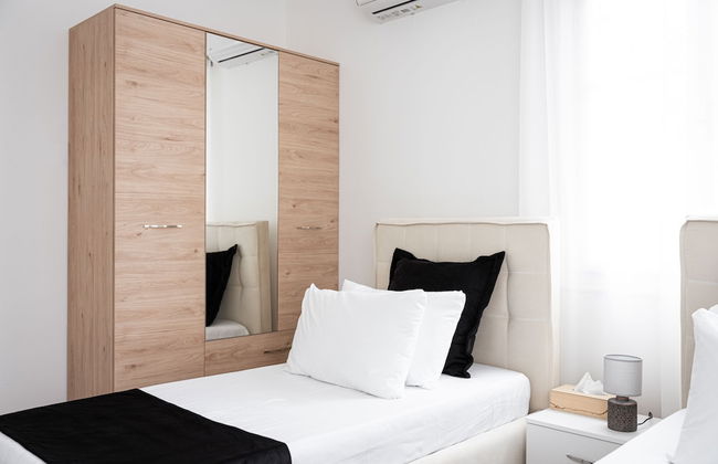 Old Port Spetses Mansion - Photo 8