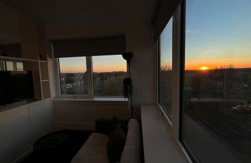 Voyager Haus Apartments, EV Charging Stations, London Heathrow Airport, LHR, Terminal 4, RE-Energise & GO - Foto 66