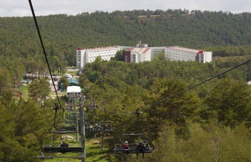 Estación de Montaña Manzaneda - Foto 35