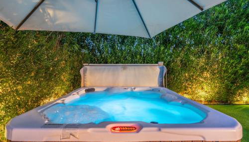 Old Town Family Retreat-FREE Heated Pool-Spa-Putt Grn-Gym - Foto 3