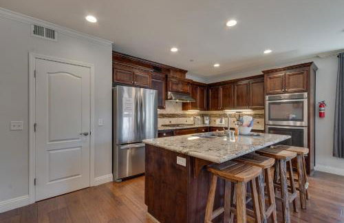 3987 - Upscale Townhouse Walk to Heavenly, Casino and Beach - Foto 10