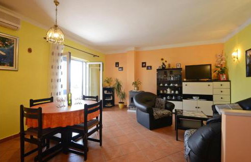 Cozy Apartment In Racisce With Wifi - Foto 3