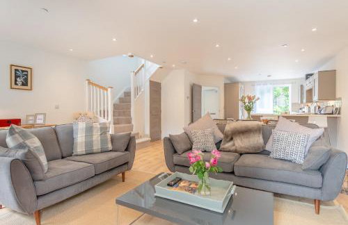 Snowdon Holiday Let, brand new home in the heart of Llanberis - Photo 2