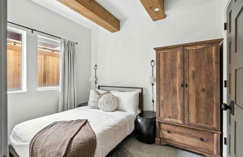 Kerns 6BR - New Spanish Style Group Stay - Photo 28