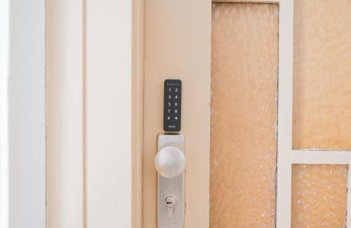 Krone - ES Bhf - 2Zi & 90m2 & 6xPrs - Balkon - 65"TV & Netflix - Foto 48