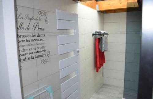 Joinville : Grange entièrement rénovée style loft. - Foto 33