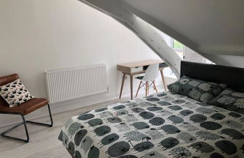 Beautiful, spacious 3 bed Brixham apartment - Photo 26