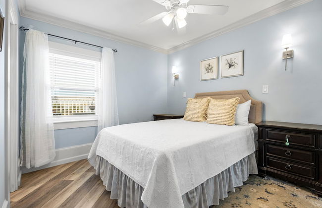 Eagles Nest at Villas on the Bay Retreat for 4! - Photo 2