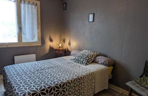 Maison cosy à Sully-sur-Loire, 5 chambres, terrasse, parking, draps et chauffage inclus - FR-1-590-220 - Photo 25