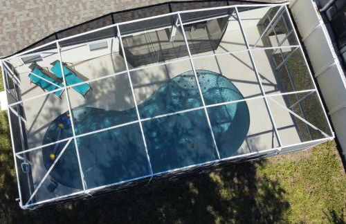 3 Bedroom Villa with Poolside Cinema and Games Room Close to theme Parks sleeps 6 - Photo 69