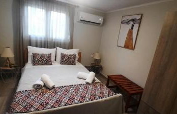 The House of Olive Trees - Photo 14