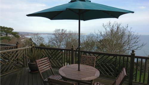 The Priory - Foto 2, Garden view