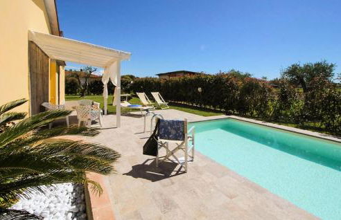 Gorgeous Home In Capezzano Pianore - Foto 1