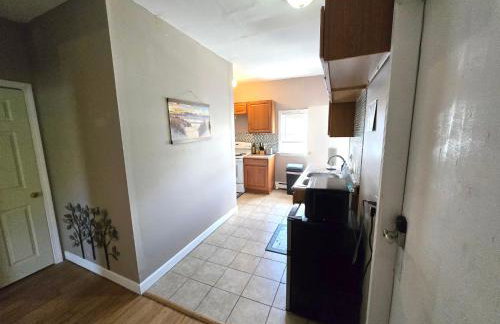 Suites on East Side near Whole Foods, Brown University, Miriam Hospital, MBTA, Downtown, - Foto 33