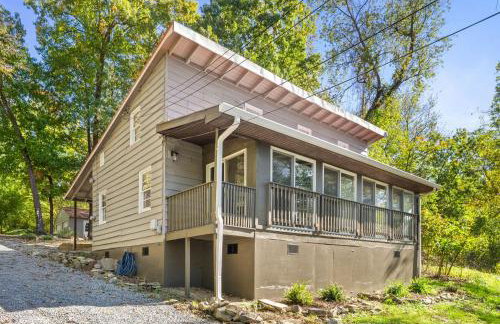 Cabin w River Access Fire Pit Grill WiFi & More - Foto 6