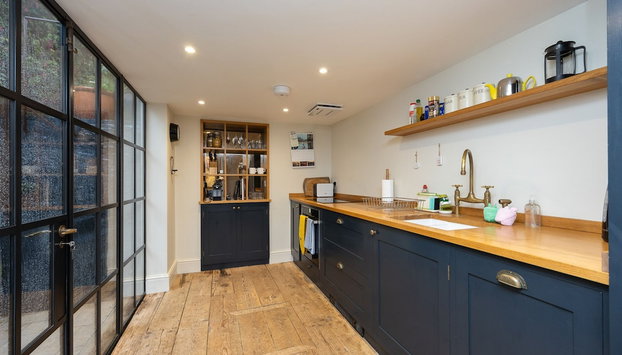 Host Stay The September Cottage - Foto 2, Habitación