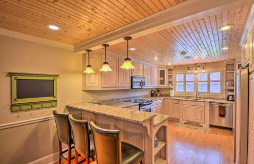 Serving Southern Charm at this Clarkesville House! - Foto 8