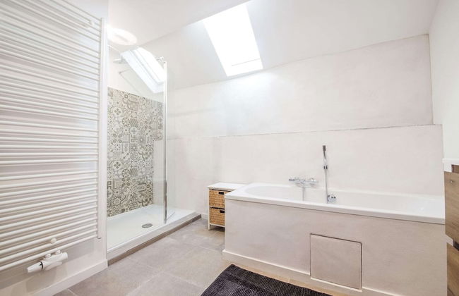 Quietly Located Farmhouse L'echappee Belle - Photo 21