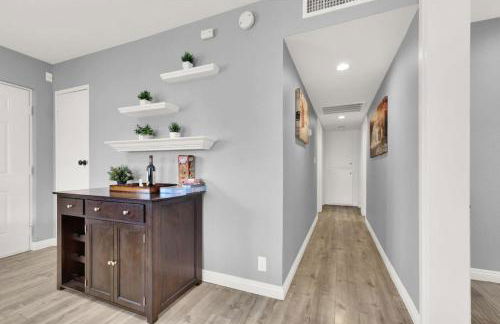 3BR Retreat with BBQ, Pool and Close to Las Vegas Fun - Foto 13