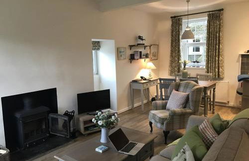 Old Vicarage Mortehoe Near Woolacombe 2 x sleeps 4 and 1 x sleeps 10 cottages - Foto 13