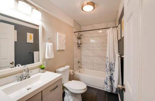 Milton Getaway Near Beach with Deck and Yard - Foto 22