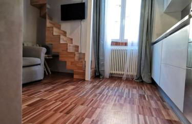 Metro stop, Prada & Design - Foto 8