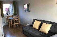Cosy Home with Free Parking Near Edinburgh St Andrews M90 & Amazon - Foto 1