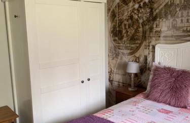 Two Cottages in Beautiful Brittany 5 Bedrooms Sleeps 10 Pets Welcome Heated Swimming Pool Free Wifi - Foto 21