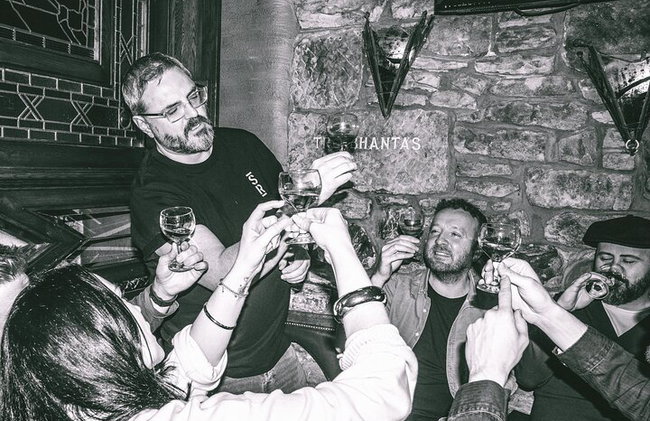 Explorez Glasgow : Visite à pied du Scottish Rogue Whisky Bar - Photo 13