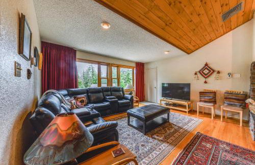 Cloudcroft Mtn Home with Patio, Walk to Golf Course! - Foto 8