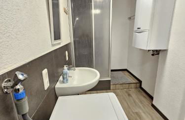 MR Living I moderne Apartments mit Einzelbetten, voll ausgestattete Küche, WLAN, Parkplatz, ideal für Monteure I DI01, DI02 - Foto 9