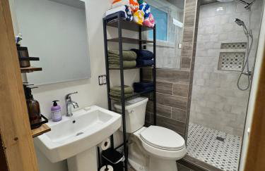 Cozy Lakefront Cottage - Foto 29