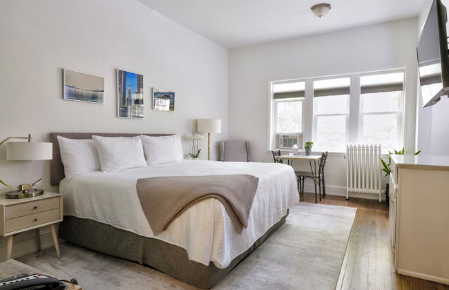 The Plaza Hotel - Photo 15