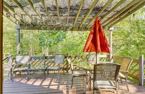 Walk to School House Winery Home with Deck! - Foto 34