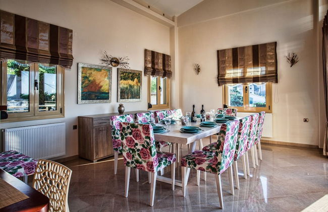 Palladio Luxury Villa - Photo 9