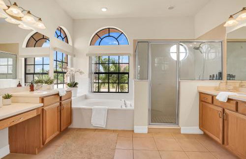 Luxury Villa in Punta Gorda Isles - Photo 26