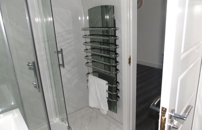 Captivating 1-bedroom Apartment in Bolton - Foto 31