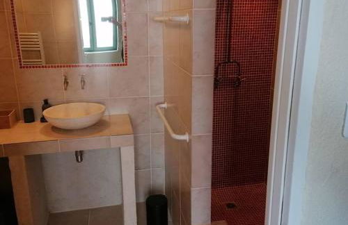 CHEZ LOLO Maison chaleureuse avec cheminée - Foto 4