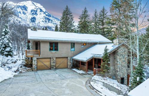 Sundance Splendor- 5-Bed Cabin Oasis with Majestic Mountain Views - Foto 2