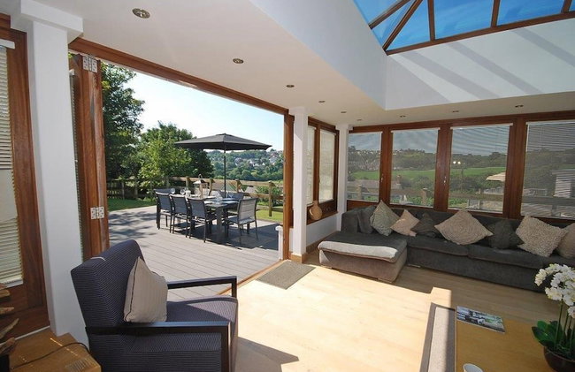 Oaktree Lodge - Luxury Cottage, Hot Tub, Sea Views - Foto 43