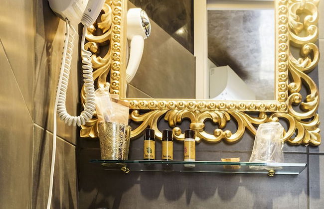 Vaticano Julia Luxury Rooms - Photo 42